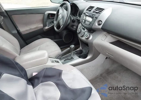 2006 Toyota Rav4 z USA, uszkodzony, nr VIN JTMBD33V465035478